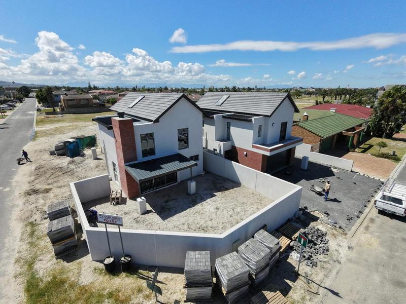 To Let 3 Bedroom Property for Rent in Goodwood Central Western Cape